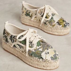 New J/Slides Anthropologie Floral Fabric Shoes